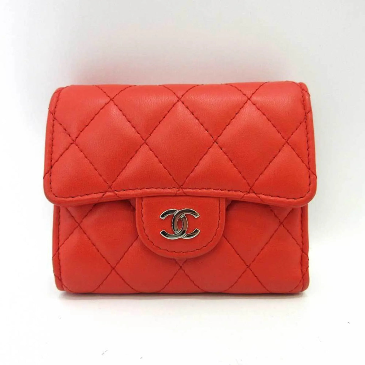 Pre-Owned Chanel Wallet Small Orange Burgundy Series Silver Metal Fittings Mini Trifold Matelasse Ladies Lambskin CHANEL (Good)