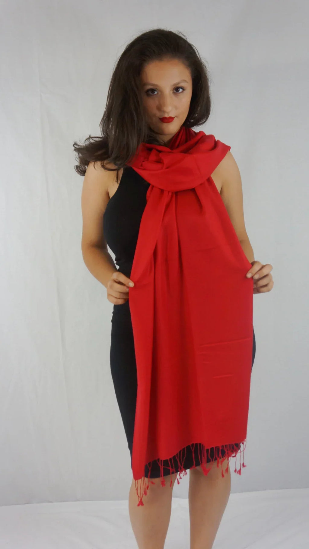 Scarf/Scarves/Shawl/Shawls/Stole/Wrap/Pashmina Scarf/Pashmina Shawl/Cashmere/Cashmere Scarf/Wool/Silk (Lipstick Crimson